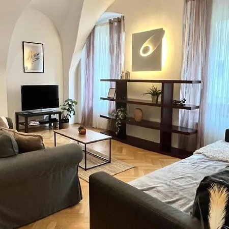Sophie - Old Town Apartamento