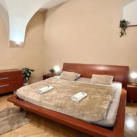 Sophie - Old Town شقة *